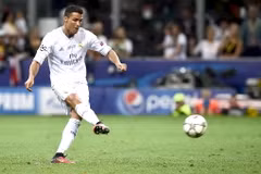 Ronaldo thực hiện lượt sút luân lưu cuối cùng đem về chức vô địch Champions League lần thứ 11 cho Real Madrid. (Nguồn: AFP)