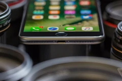 iPhone 7 bị lỗi vô hiệu hóa các nút chức năng trên tai nghe