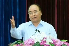 Thủ tướng Nguyễn Xuân Phúc phát biểu kết luận hội nghị. (Ảnh: Thống Nhất/TTXVN)