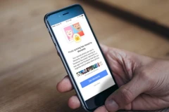 Ảnh trên Facebook của bạn có thể bị xóa nếu không cài Moments