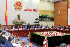 Thủ tướng Nguyễn Xuân Phúc chủ trì phiên họp các thành viên Chính phủ mới được phê chuẩn tại kỳ họp lần thứ 11, Quốc hội khóa XIII. (Ảnh: Thống Nhất/TTXVN)