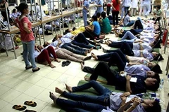 Ấn Độ: Gần 30 học sinh bị ngộ độc do bữa trưa tại trường 