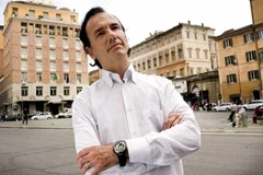 Những chuyện khó tin về "Vua nói khoác Italy" Debenedetti