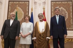 Iran, Mỹ và EU bắt đầu ngày đàm phán hạt nhân thứ 2 ở Oman 
