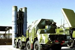 Hệ thống tên lửa phòng không S-300 của Nga. (Nguồn: AP)
