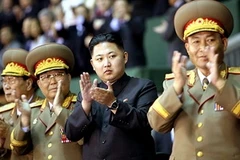 Triều Tiên họp phiên bất thường lần 1 để bổ nhiệm nhà lãnh đạo Kim Jong-Un làm Chủ tịch Hội đồng Quốc phòng. 