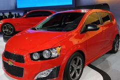 Chevrolet Sonic RS đời 2013 có giá từ 20.995 USD. (Nguồn: autoblog.com)
