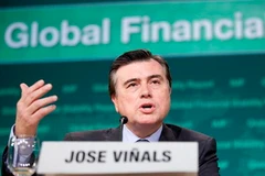 Giám đốc kiêm Cố vấn tài chính của IMF Jose Vinals. (Nguồn: AP) 