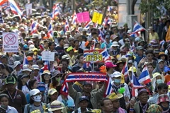 Hai vụ nổ liên tiếp tại khu vực biểu tình ở Bangkok