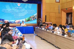 Họp báo thông tin về hội nghị công bố Chương trình hành động của Chính phủ thực hiện Nghị quyết số 24-NQ/TW của Bộ Chính trị. (Ảnh: Phan Tuấn Anh/TTXVN)