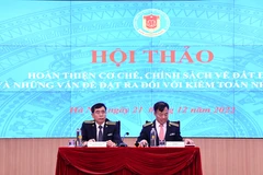 Hội thảo với chủ đề “Hoàn thiện cơ chế, chính sách về đất đai và những vấn đề đặt ra với Kiểm toán Nhà nước,” ngày 21/12. (Ảnh: Vietnam+)