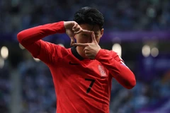 Son Heung-min và Hàn Quốc sẽ đối mặt thử thách lớn ở vòng 1/8. (Ảnh: THX/TTXVN)