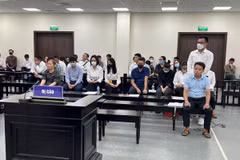 Các bị cáo tại phiên tòa. (Ảnh: Kim Anh/TTXVN)