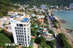 Khu vực khách sạn, nhà nghỉ ở Bãi Trước, đường Trần Phú, thành phố Vũng Tàu (Bà Rịa- Vũng Tàu). (Ảnh: Hồng Đạt/TTXVN)