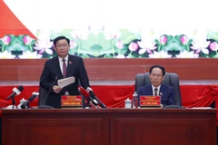 Chủ tịch Quốc hội Vương Đình Huệ phát biểu kết luận buổi làm việc. (Ảnh: Nhan Sáng/TTXVN)