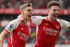 Arsenal tiếp tục đứng ngôi đầu bảng Premier League. (Nguồn: Getty Images)