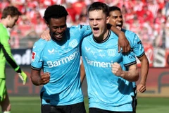 Bayer Leverkusen chỉ còn cách ngôi vương Bundesliga đúng 1 chiến thắng. (Nguồn: Getty Images)