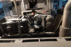 Hệ thống lạnh nơi các công nhân làm bảo trì. (Ảnh:TTXVN phát)