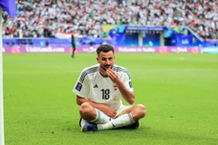 Cận cảnh màn ăn mừng khiến cầu thủ Iraq phải lĩnh thẻ đỏ