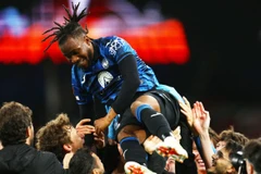 Cận cảnh Leverkusen đứt mạch bất bại, cay đắng nhìn Atalanta lên ngôi