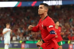 Ronaldo tiếp tục ghi bàn giúp Bồ Đào Nha giành chiến thắng. (Nguồn: Reuters)