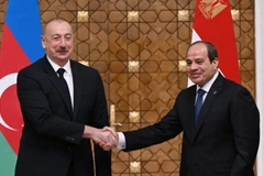 Tổng thống Ai Cập Abdel-Fattah El-Sisi (phải) và người đồng cấp Azerbaijan Ilham Aliyev. (Nguồn: aze)