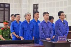 Các bị cáo tại phiên tòa sơ thẩm. (Nguồn: Báo Công an Nhân dân)