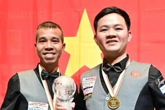 Hai cơ thủ Quyết Chiến và Phương Vinh giành chức vô địch. (Nguồn: Billard1)