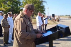 Tướng Mario Rodríguez Peñaranda, Tư lệnh Lực lượng Phòng không và Không quân Cuba phát biểu tại buổi lễ. (Nguồn: tribuna)