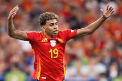 Lamine Yamal xuất sắc nhất trận Tây Ban Nha thắng Pháp ở bán kết EURO 2024. (Ảnh: THX/TTXVN)