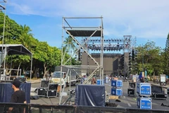 Đơn vị tổ chức Festival Biển đảo Việt Nam-Thành phố Vũng Tàu 2024 đã tháo gỡ sân khấu tổ chức chương trình “Hải trình khát vọng.” (Ảnh: Hoàng Nhị/TTXVN)