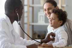 WHO chọn chủ đề “Sức khỏe của tôi, Quyền của tôi,” qua đó đề cao quyền của mỗi người được tiếp cận các dịch vụ y tế chất lượng. 