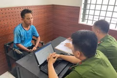 Sau 9 năm trốn truy nã, Xồng Bá Ờ bị bắt giữ khi đang lẩn trốn ở Lào. (Nguồn: Công an Nghệ An)