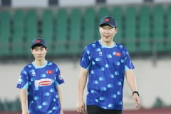 Huấn luyện viên Kim Sang-sik tin Tuyển Việt Nam có thể tạo nên kỳ tích. (Nguồn: VFF)