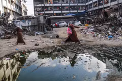 Cơ quan y tế tại Dải Gaza đã phát hiện virus gây bệnh bại liệt trong các mẫu nước thải thu thập được tại khu vực này. (Ảnh: THX/TTXVN)