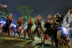 Làm cho các giá trị văn hóa thấm sâu vào mọi mặt đời sống