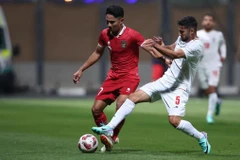 Iran chơi với 10 người ở cuối hiệp 1 nhưng vẫn lấn lướt Indonesia. (Nguồn: PSSI)