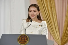 Tân Thủ tướng Thái Lan Paetongtarn Shinawatra phát biểu họp báo tại Bangkok, Thái Lan, ngày 18/8/2024. (Ảnh: THX/TTXVN)