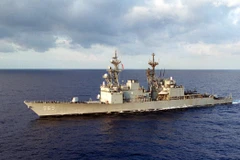 Khu trục hạm Spruance. (Nguồn: DefenceTalk)