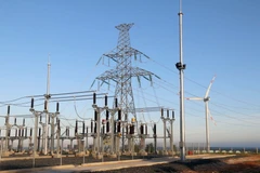 Trạm biến áp 22/110 kv Nhà máy điện gió Phú Lạc. (Ảnh: Nguyễn Thanh/TTXVN) 