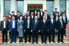  Thủ tướng Nguyễn Xuân Phúc với các đại biểu. (Ảnh: Thống Nhất/TTXVN) 