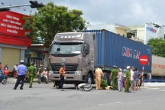 Hiện trường vụ tai nạn. (Ảnh: Đinh Văn Nhiều/TTXVN)