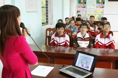 Tuyên truyền chăm sóc sức khỏe sinh sản vị thành niên, thanh niên được triển khai tại các trường học trên địa bàn tỉnh Bắc Giang. (Ảnh: Dương Ngọc/TTXVN)