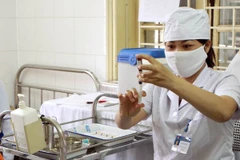 Cấp 2.000 liều vắcxin sởi-rubella dập ổ dịch ở tỉnh Bình Dương