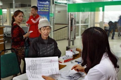 Người dân bức xúc Bệnh viện K phục vụ quá "chậm chạp"