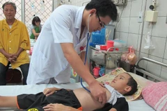 Cứu sống trẻ bị áp xe trong não suốt 2 tháng hiếm gặp 