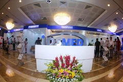 Quang cảnh Triển lãm trang thiết bị y tế theo mô hình bệnh viện hiện đại. (Ảnh: PV/Vietnam+)