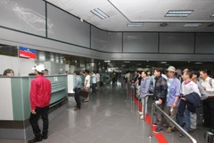 Mỗi ngày có 10 người từ vùng dịch Ebola nhập cảnh vào Việt Nam