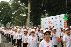 Các bạn trẻ tham gia tại buổi lễ phát động. (Ảnh: T.G/Vietnam+)