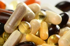 Khởi tố một giám đốc buôn lậu hàng thực phẩm chức năng